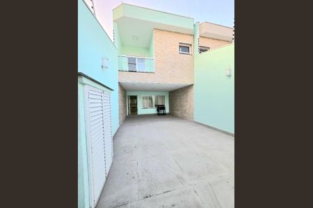Casa à venda com 175m², 3 quartos e 4 vagas