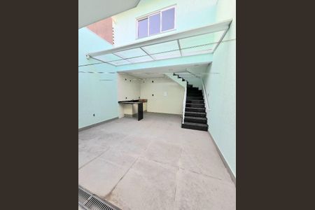 Casa à venda com 175m², 3 quartos e 4 vagas