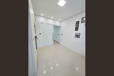 Casa à venda com 175m², 3 quartos e 4 vagas
