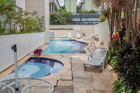 Apartamento à venda com 55m², 2 quartos e 1 vaga Apartamento à venda com 55m², 2 quartos e 1 vagaÁrea comum - Piscina