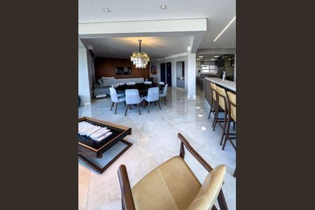 Apartamento à venda com 3 quartos, 201m² em Jardim Analia Franco, São Paulo