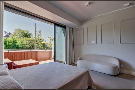 Sala/Quarto de apartamento para alugar com 1 quarto, 57m² em Petrópolis, Porto Alegre