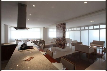 Apartamento à venda com 119m², 3 quartos e sem vaga