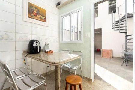Casa à venda com 3 quartos, 141m² em Parque da Vila Prudente, São Paulo