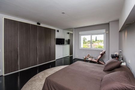 Apartamento à venda com 227m², 3 quartos e 1 vaga