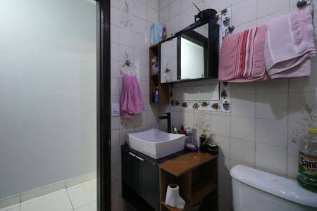 Casa à venda com 125m², 2 quartos e 2 vagasBanheiro