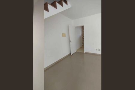 Quarto 2 de casa de condomínio para alugar com 2 quartos, 85m² em Água Espraiada (caucaia do Alto), Cotia