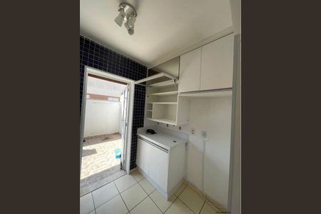 Casa de condomínio para alugar com 85m², 2 quartos e 1 vagaCozinha