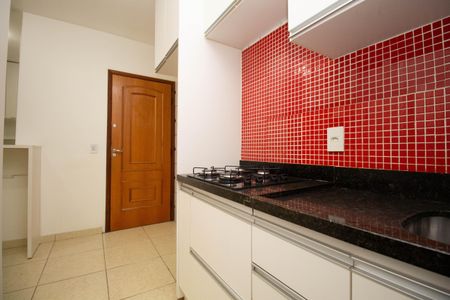 Apartamento para alugar com 94m², 2 quartos e sem vagaCozinha e Área de Serviço