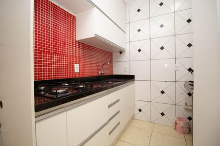 Apartamento para alugar com 94m², 2 quartos e sem vagaCozinha e Área de Serviço