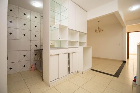 Apartamento para alugar com 94m², 2 quartos e sem vagaCozinha e Área de Serviço
