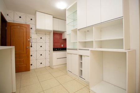 Apartamento para alugar com 94m², 2 quartos e sem vagaCozinha e Área de Serviço
