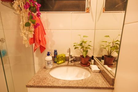 Apartamento para alugar com 62m², 2 quartos e 1 vagaBanheiro Corredor