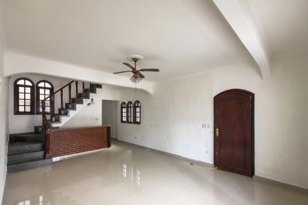 Casa para alugar com 3 quartos, 150m² em Canto do Forte, Praia Grande