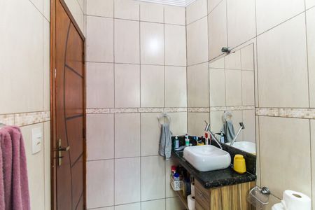 Casa de condomínio para alugar com 250m², 3 quartos e 2 vagasBanheiro 2