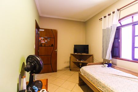 Casa de condomínio para alugar com 250m², 3 quartos e 2 vagasQuarto 3