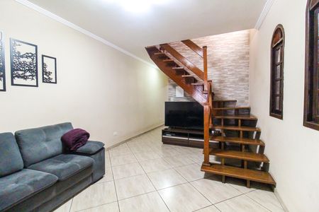 Sala de casa de condomínio para alugar com 3 quartos, 250m² em Vila Nova Curuca, São Paulo