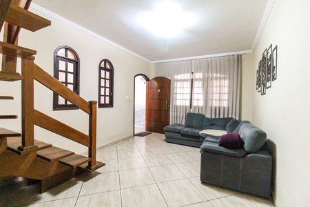 Sala de casa de condomínio para alugar com 3 quartos, 250m² em Vila Nova Curuca, São Paulo