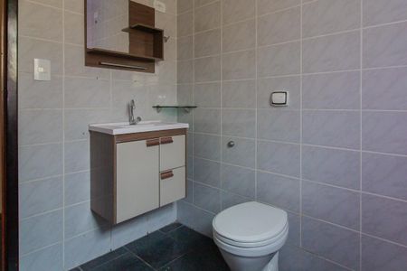 Casa para alugar com 250m², 3 quartos e 4 vagasBanheiro 1