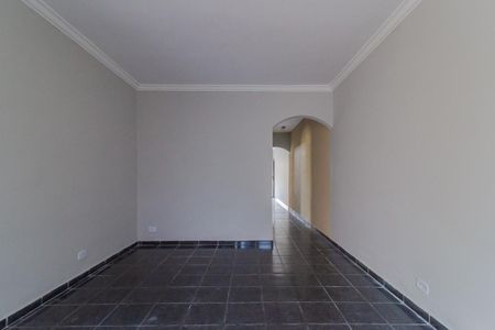 Casa para alugar com 250m², 3 quartos e 4 vagasSala