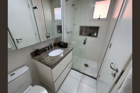 Apartamento à venda com 78m², 2 quartos e 1 vagaBanheiro da Suíte