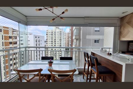 Apartamento à venda com 96m², 3 quartos e 2 vagasVaranda 