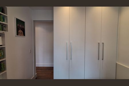 Apartamento à venda com 96m², 3 quartos e 2 vagasQuarto 2