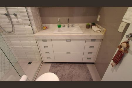 Apartamento à venda com 96m², 3 quartos e 2 vagasBanheiro Social 