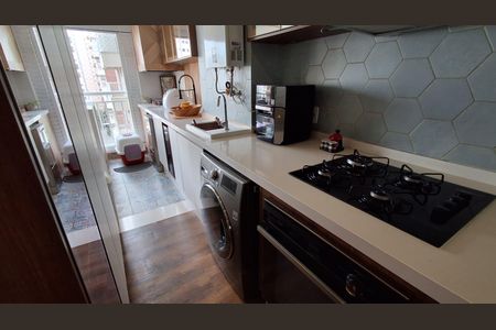 Apartamento à venda com 96m², 3 quartos e 2 vagasCozinha 