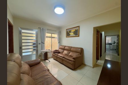 Sala de casa à venda com 3 quartos, 130m² em Vila Ester, Guarulhos