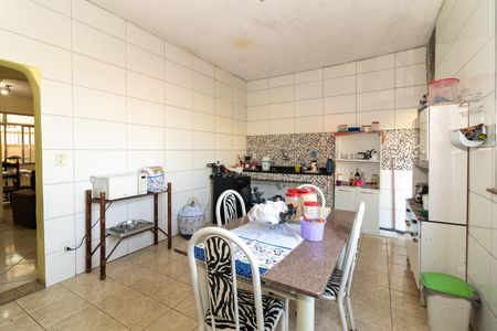 Casa para alugar com 120m², 3 quartos e 2 vagasCozinha 1