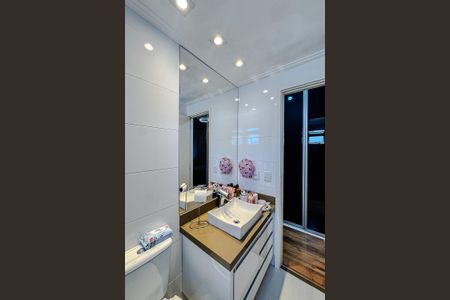 Apartamento para alugar com 122m², 3 quartos e 3 vagas Apartamento para alugar com 122m², 3 quartos e 3 vagasBanheiro da Suíte 1