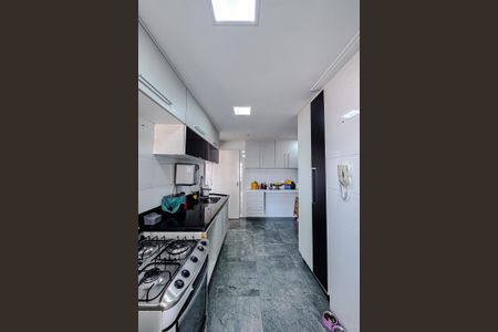 Apartamento para alugar com 122m², 3 quartos e 3 vagas
