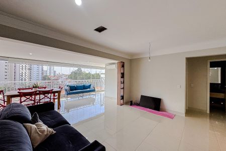 Apartamento para alugar com 122m², 3 quartos e 3 vagas Apartamento para alugar com 122m², 3 quartos e 3 vagasSala