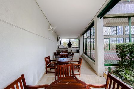 Apartamento para alugar com 122m², 3 quartos e 3 vagasÁrea comum - Churrasqueira