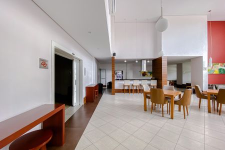 Apartamento para alugar com 122m², 3 quartos e 3 vagasÁrea comum - Salão de festas