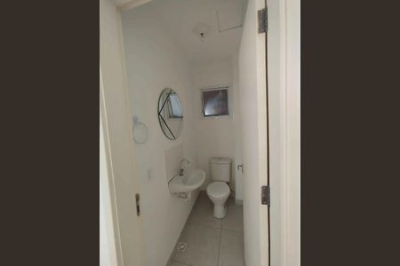 Banheiro de casa de condomínio para alugar com 2 quartos, 86m² em Água Espraiada (caucaia do Alto), Cotia