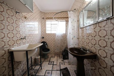 Casa para alugar com 200m², 4 quartos e 2 vagasBanheiro
