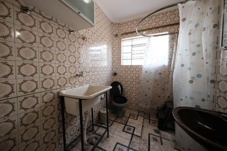 Casa para alugar com 200m², 4 quartos e 2 vagasBanheiro