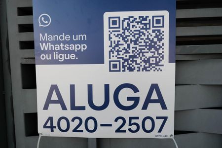 Casa para alugar com 200m², 4 quartos e 2 vagasFachada