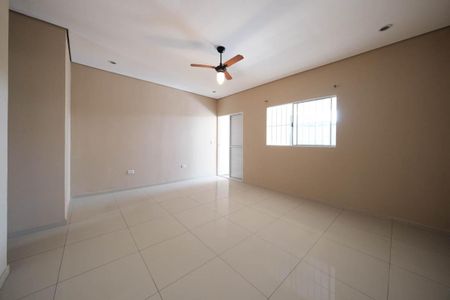 Casa para alugar com 200m², 4 quartos e 2 vagasSuíte 2