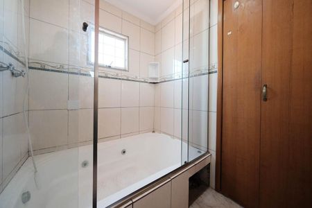 Casa para alugar com 200m², 4 quartos e 2 vagasSuíte 1