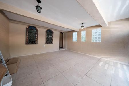 Casa para alugar com 200m², 4 quartos e 2 vagasGaragem