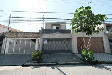 Casa para alugar com 200m², 4 quartos e 2 vagasFachada