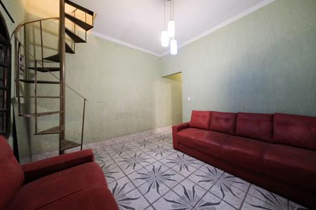 Casa para alugar com 200m², 4 quartos e 2 vagasSala