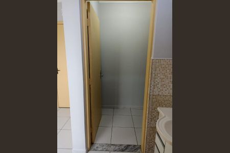 WC C/ BOX de apartamento à venda com 1 quarto, 46m² em Jardim Roberto, Osasco