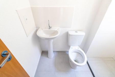 Apartamento para alugar com 45m², 2 quartos e 1 vaga Apartamento para alugar com 45m², 2 quartos e 1 vagaBanheiro