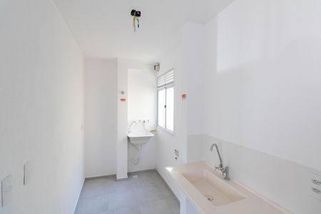 Apartamento para alugar com 45m², 2 quartos e 1 vaga Apartamento para alugar com 45m², 2 quartos e 1 vagaCozinha e Área de Serviço