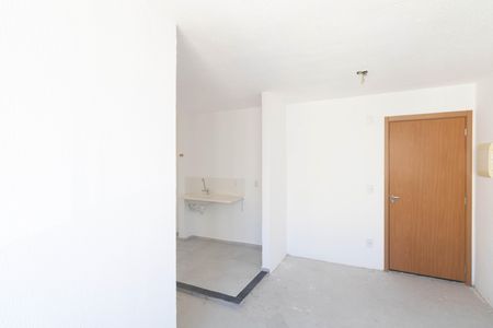 Sala de apartamento para alugar com 2 quartos, 45m² em Santa Cruz, Rio de Janeiro