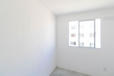 Quarto 1 de apartamento para alugar com 2 quartos, 45m² em Santa Cruz, Rio de Janeiro